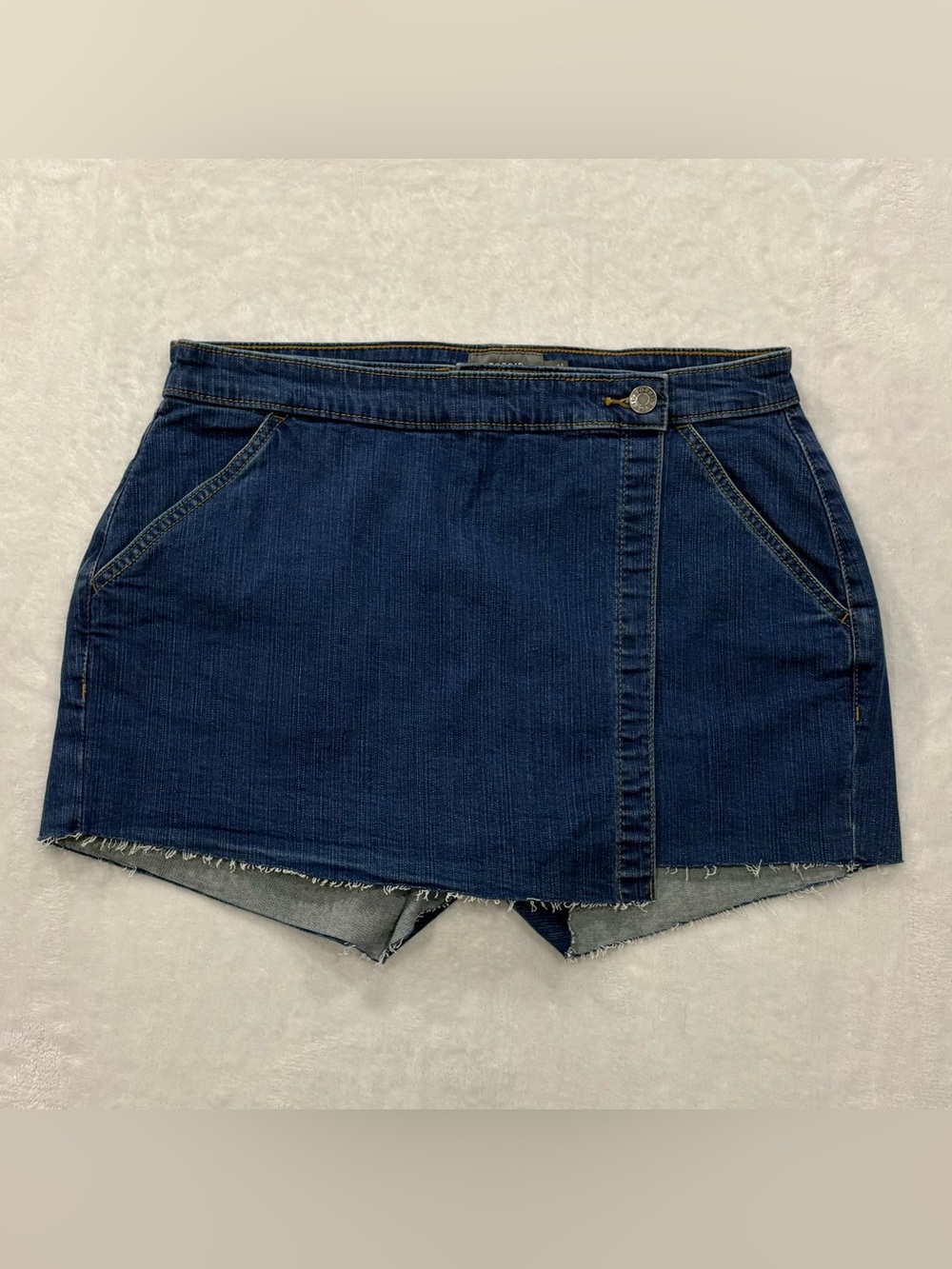 Torrid Wrap Raw Hem Stretchy Denim Skort Women’s Size 12